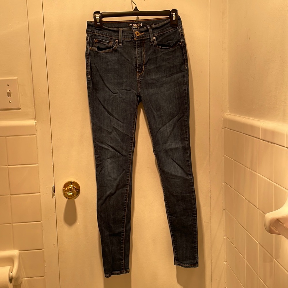 Women’s Skinny Jeans